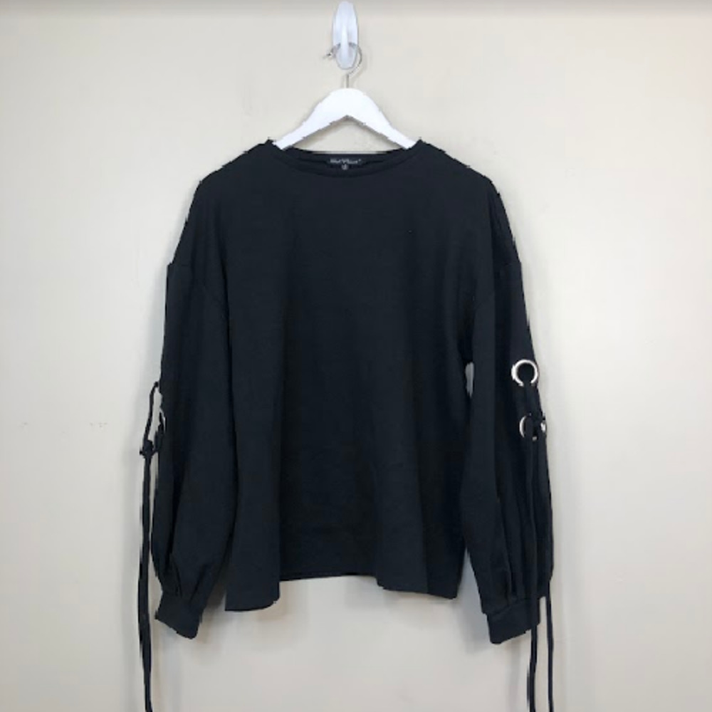 Velvet Heart Lucille Grommet Tie Sleeve Sweatshirts Pullover Black M, $50 NWT - Picture 2 of 3